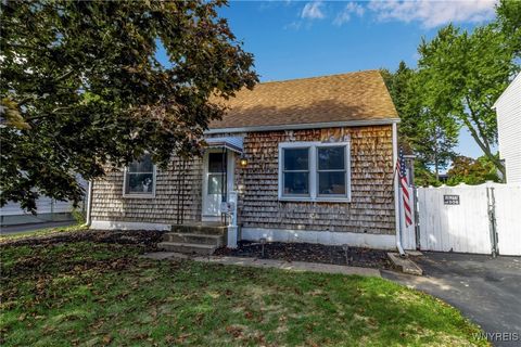 52 Farmingdale Road Buffalo NY 14225