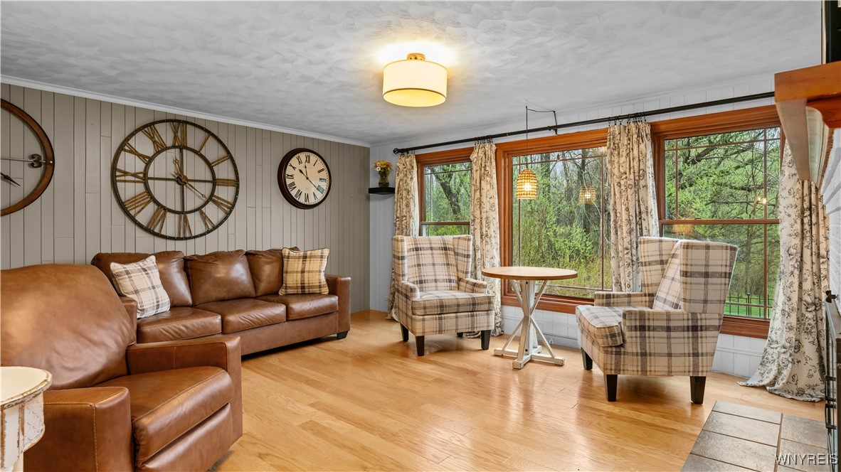 56 Parkdale Drive, Lancaster, New York image 4