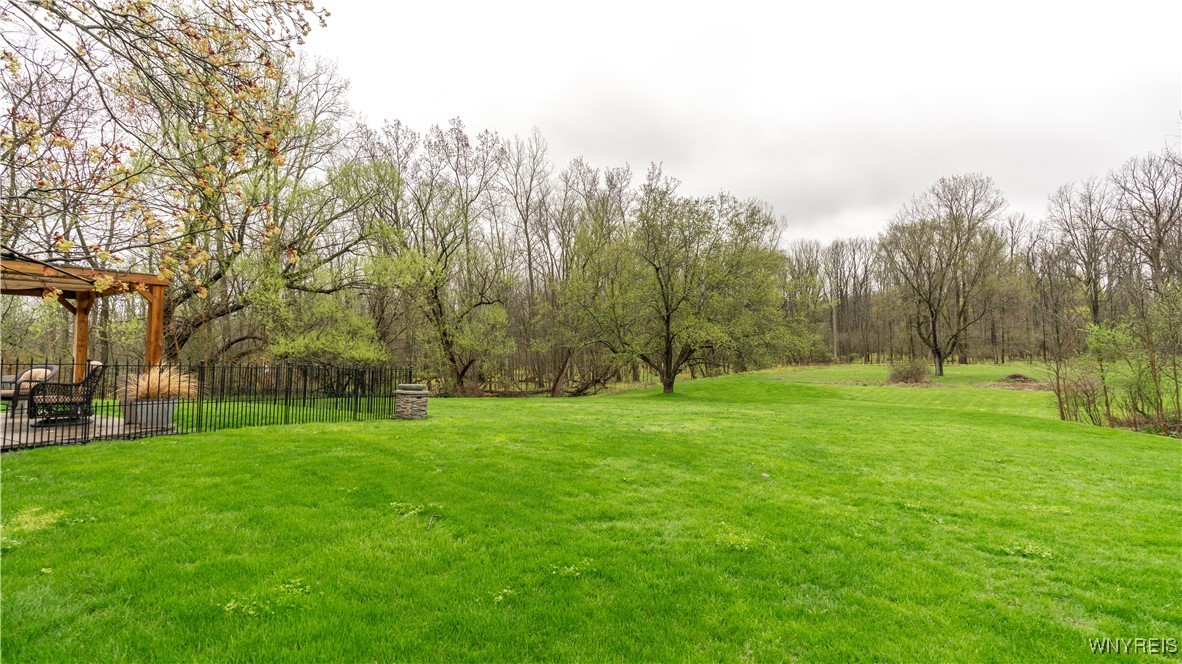 56 Parkdale Drive, Lancaster, New York image 42