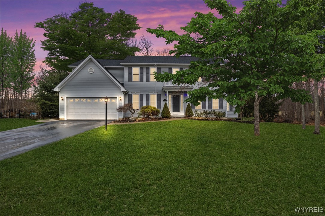 280 Lawrence Woods, Orchard Park, New York image 1