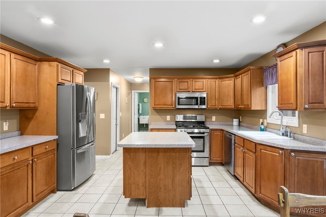 280 Lawrence Woods, Orchard Park, New York image 10