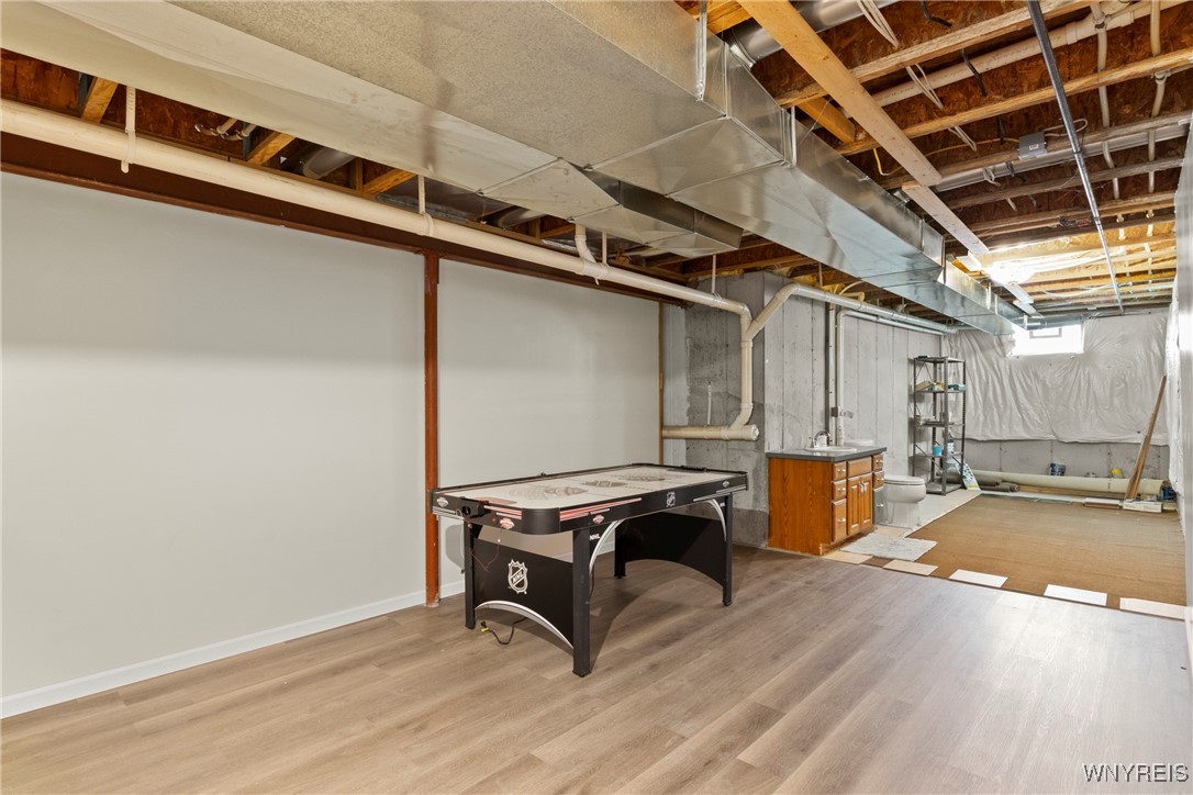 280 Lawrence Woods, Orchard Park, New York image 36