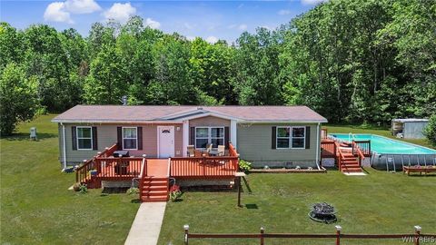 Mobile Home For Sale - 7218 Lake Road<br/> Belfast, NY 14711