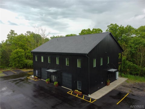 Photo for 6220 Tonawanda Creek Road