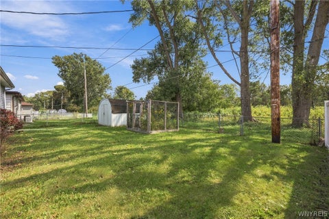 Tiny photo for 67 Bory Drive, Cheektowaga, NY 14043 (MLS # B1714460)