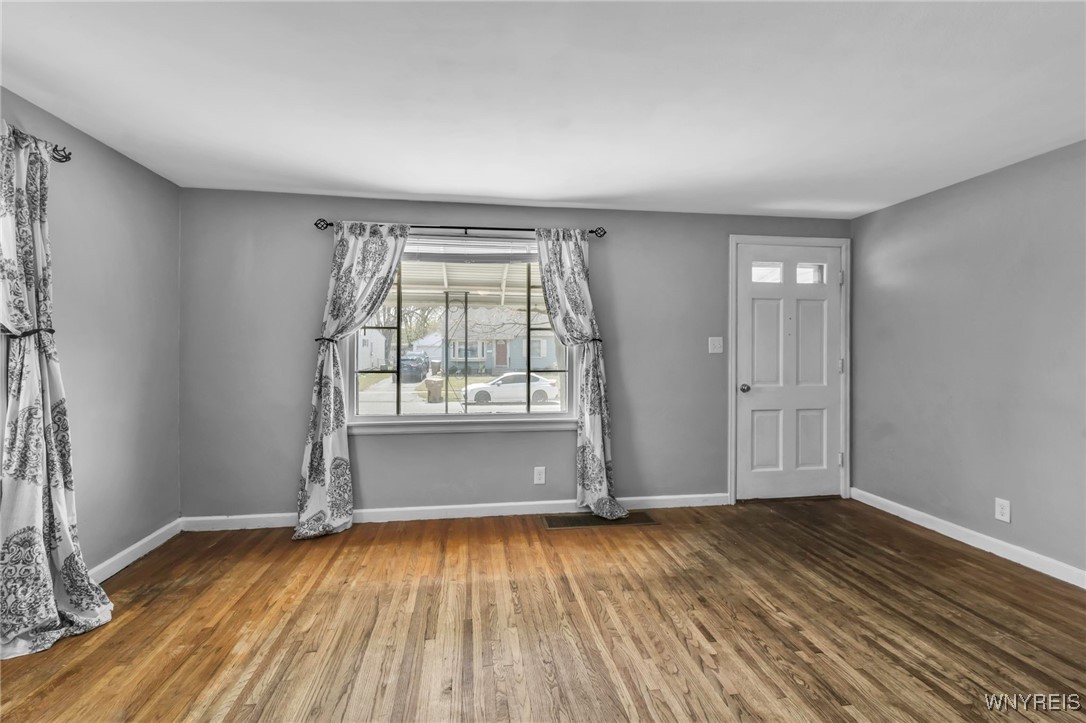 190 Beale Avenue, Cheektowaga, New York image 3