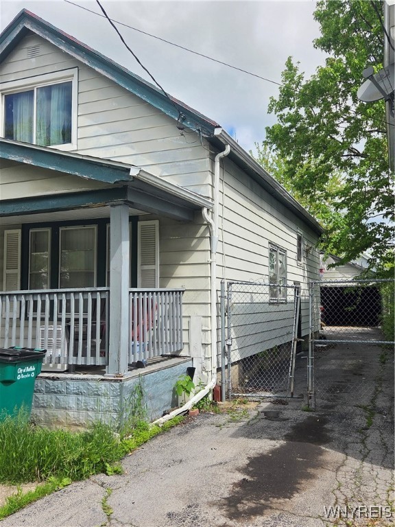 148 Hastings Avenue, Buffalo, New York image 3