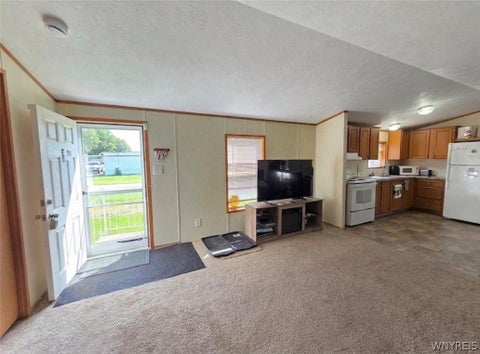 Tiny photo for 611 C Street, Niagara, NY 14304 (MLS # B1709062)