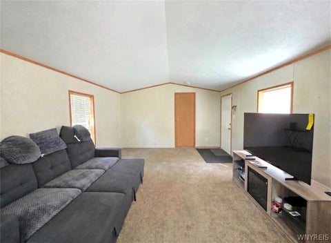 Tiny photo for 611 C Street, Niagara, NY 14304 (MLS # B1709062)