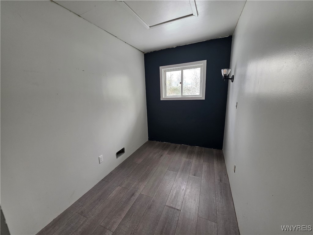 Ridgeway, New York 14103, United States, 3 Bedrooms Bedrooms, ,1 BathroomBathrooms,Residential,Active,246025