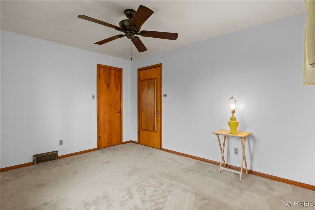 992 N Hewitt Drive, Lewiston, New York image 22