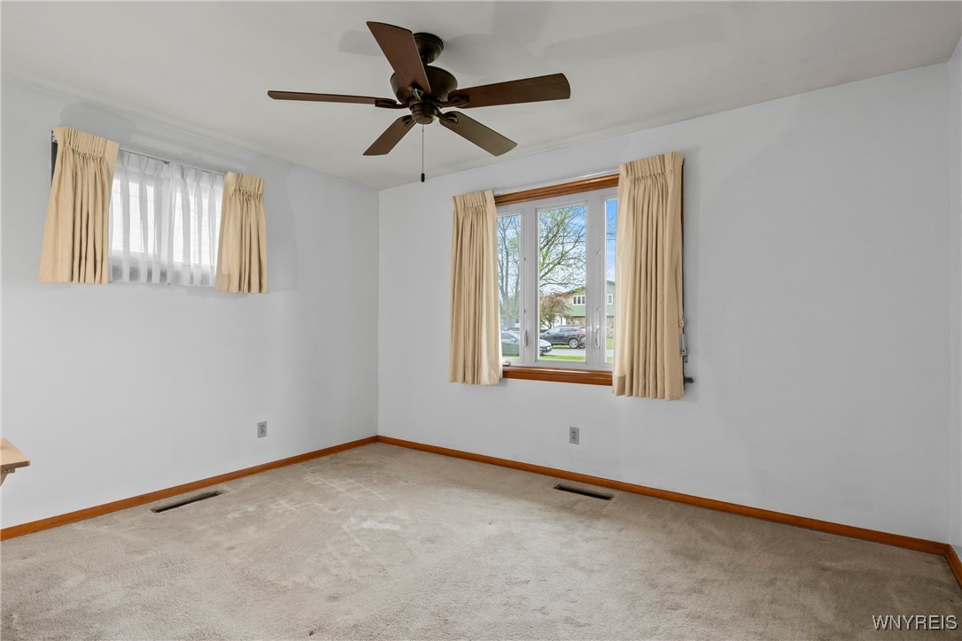 992 N Hewitt Drive, Lewiston, New York image 21