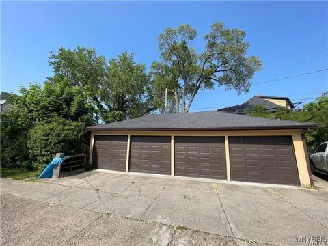 Tiny photo for 180 Richmond Avenue #4, Buffalo, NY 14222 (MLS # B1660207)