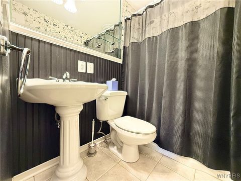 Tiny photo for 73 Tussing Lane, Tonawanda, NY 14150 (MLS # B1655647)