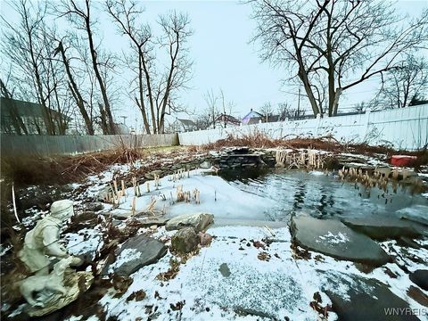 Tiny photo for 73 Tussing Lane, Tonawanda, NY 14150 (MLS # B1655647)