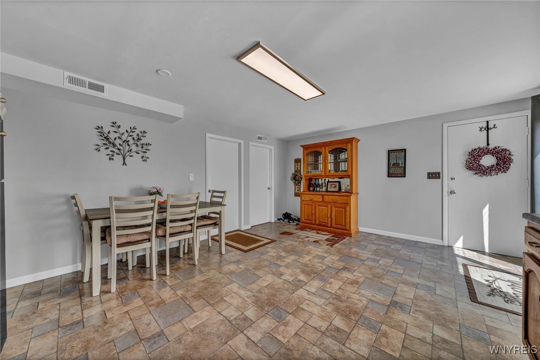 1 Pebble Creek Drive, Cheektowaga, New York image 21