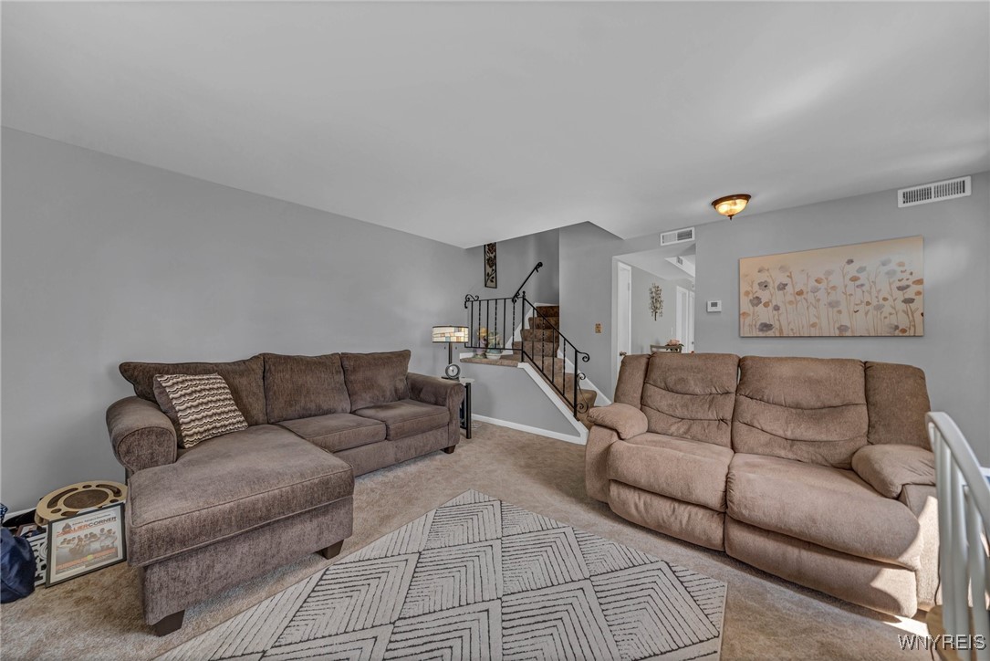 1 Pebble Creek Drive, Cheektowaga, New York image 24