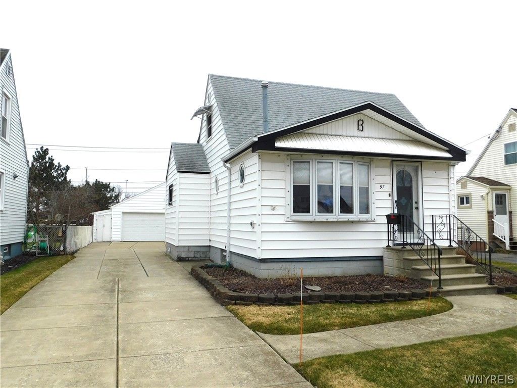 Photo of 97 Southern Parkway, Cheektowaga, NY 14225 (MLS # B1666906)