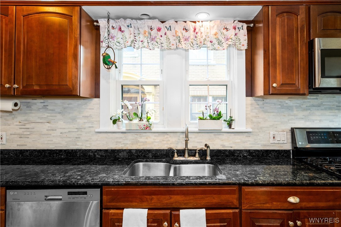 1078 Amherst Street, Buffalo, New York image 16