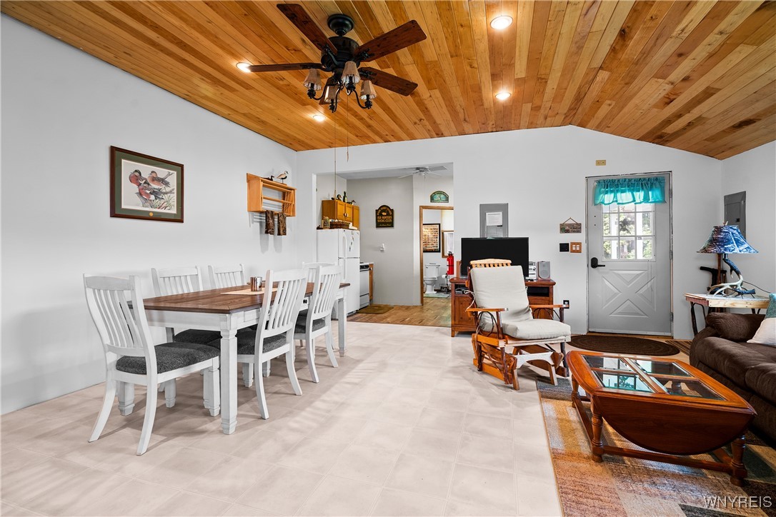 3883 Block Road, Yorkshire, New York image 6