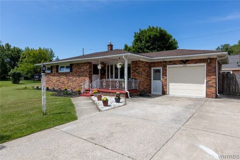 Photo of 143 Norris Avenue, Lancaster, NY 14086 (MLS # B1694168)