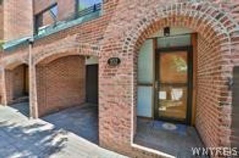 Condo For Sale - 252 Rivermist Drive<br/> Buffalo, NY 14202