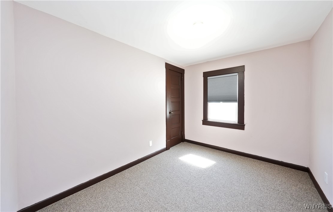 21 Elm Street, Lackawanna, New York image 13