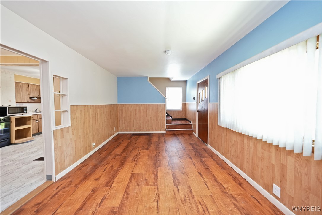 21 Elm Street, Lackawanna, New York image 3