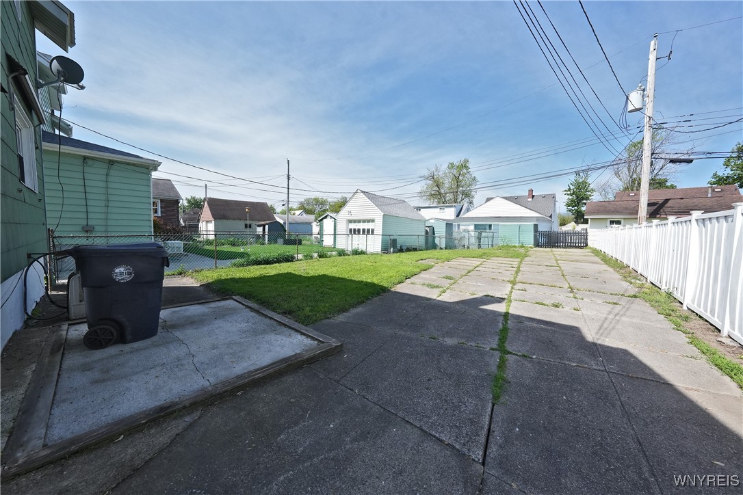 21 Elm Street, Lackawanna, New York image 22