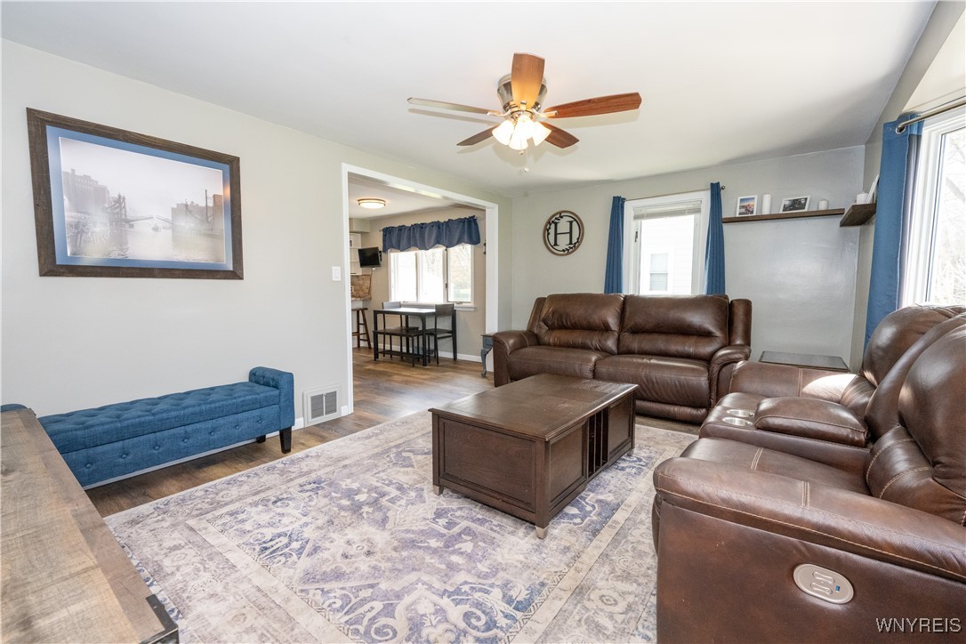 5048 Armor Duells Road, Orchard Park, New York image 15