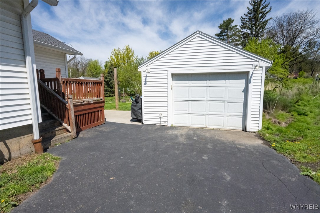 5048 Armor Duells Road, Orchard Park, New York image 34