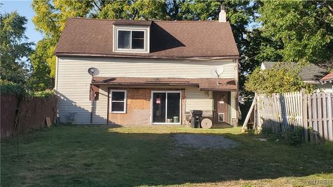 18 James Place Lancaster NY 14086