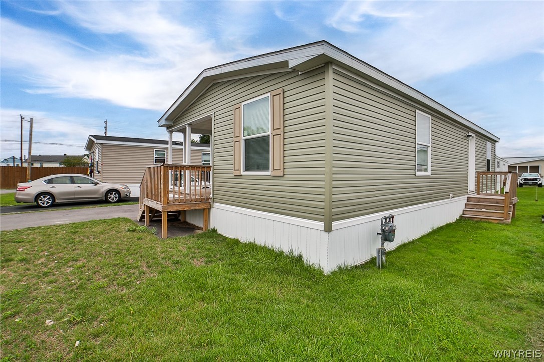 1774 Military Road 27