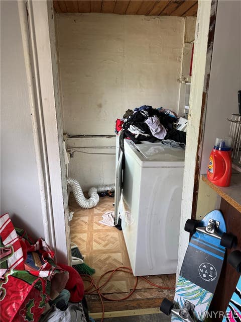 Tiny photo for 114 Mccool Avenue, DeWitt, NY 13057 (MLS # B1709110)