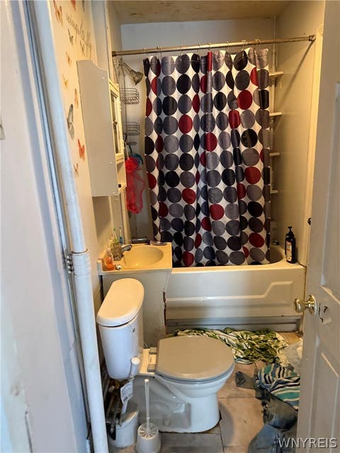 Tiny photo for 114 Mccool Avenue, DeWitt, NY 13057 (MLS # B1709110)