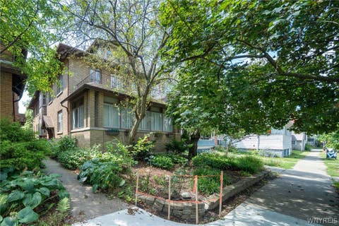 Photo of 334 Summer Street, Buffalo, NY 14222 (MLS # B1703548)