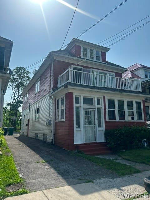 Photo of 81 Saint Florian Street #Lower, Buffalo, NY 14207 (MLS # B1694933)
