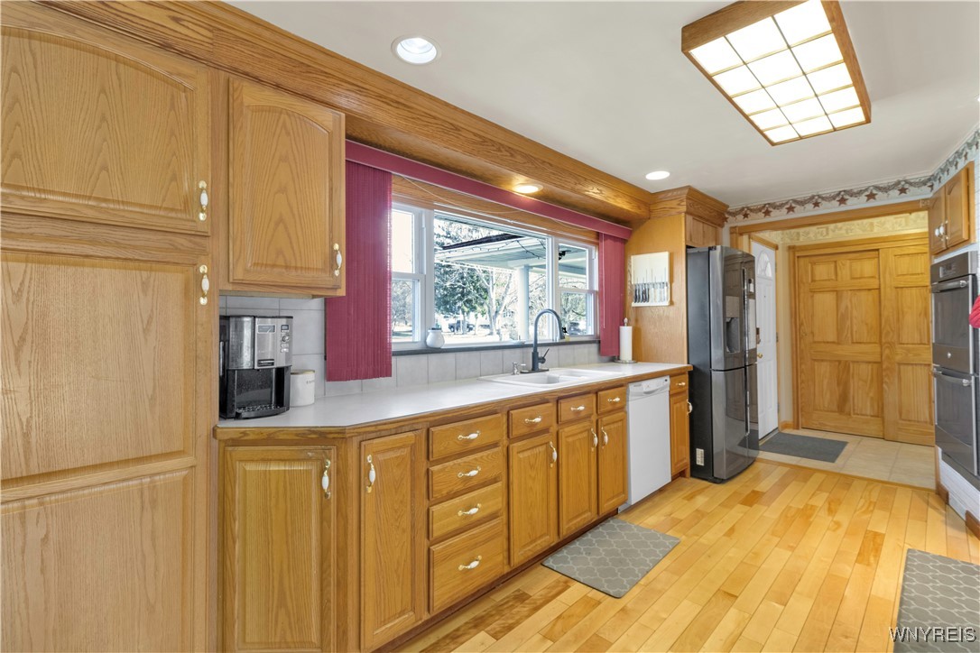 5628 Meadow Drive, Boston, New York image 9