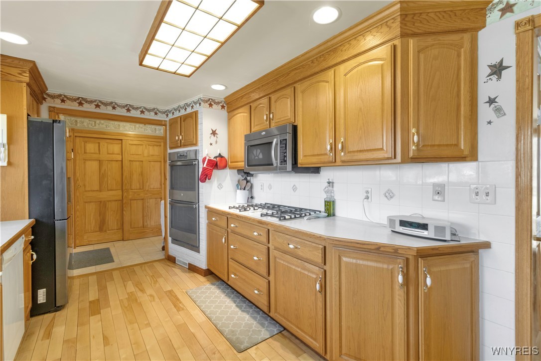 5628 Meadow Drive, Boston, New York image 10