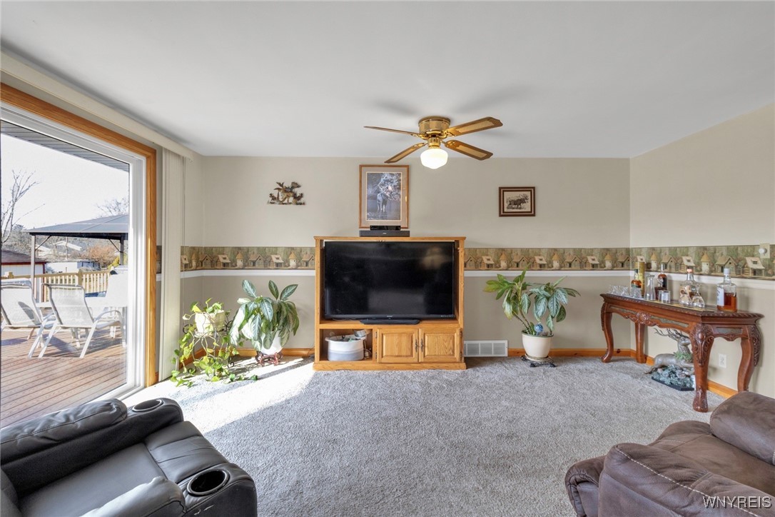 5628 Meadow Drive, Boston, New York image 5