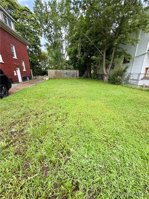 Vacant Land For Sale - 1316 North Avenue<br/> Niagara Falls, NY 14305