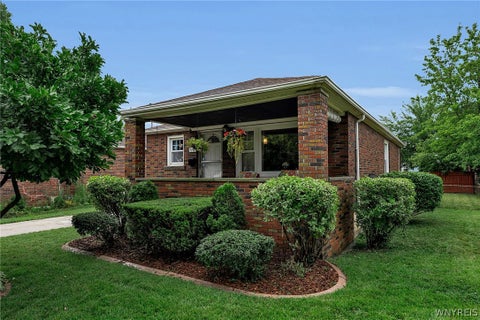 Tiny photo for 2789 Orleans Avenue, Niagara Falls, NY 14303 (MLS # B1702720)