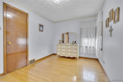 Tiny photo for 2789 Orleans Avenue, Niagara Falls, NY 14303 (MLS # B1702720)