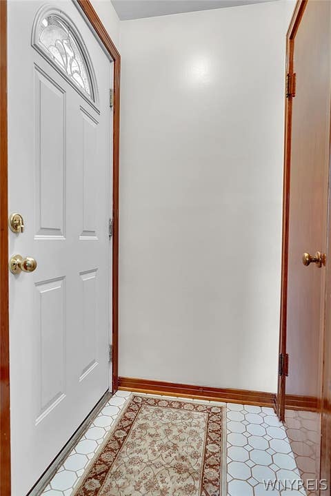 Tiny photo for 2789 Orleans Avenue, Niagara Falls, NY 14303 (MLS # B1702720)