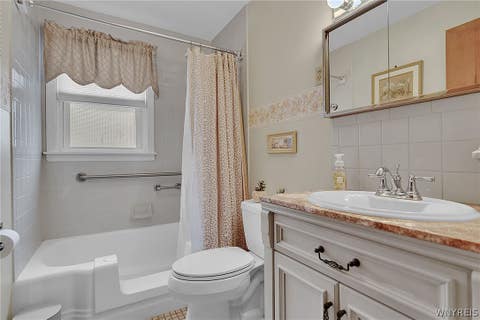 Tiny photo for 2789 Orleans Avenue, Niagara Falls, NY 14303 (MLS # B1702720)