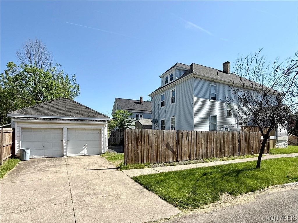206 Saranac Avenue