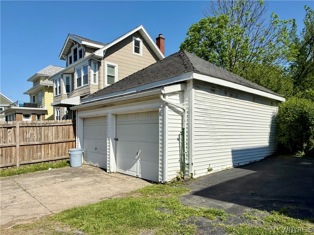 206 Saranac Avenue