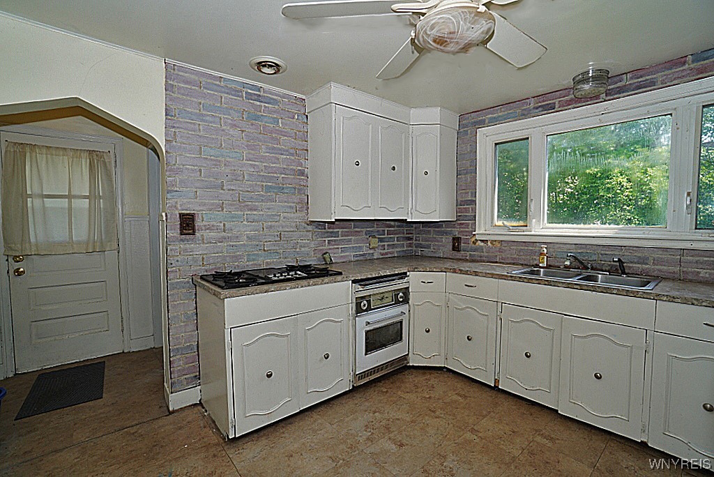 2927 South Avenue, Niagara Falls, New York image 12