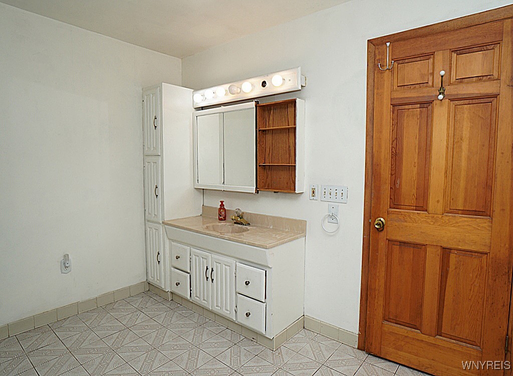2927 South Avenue, Niagara Falls, New York image 19
