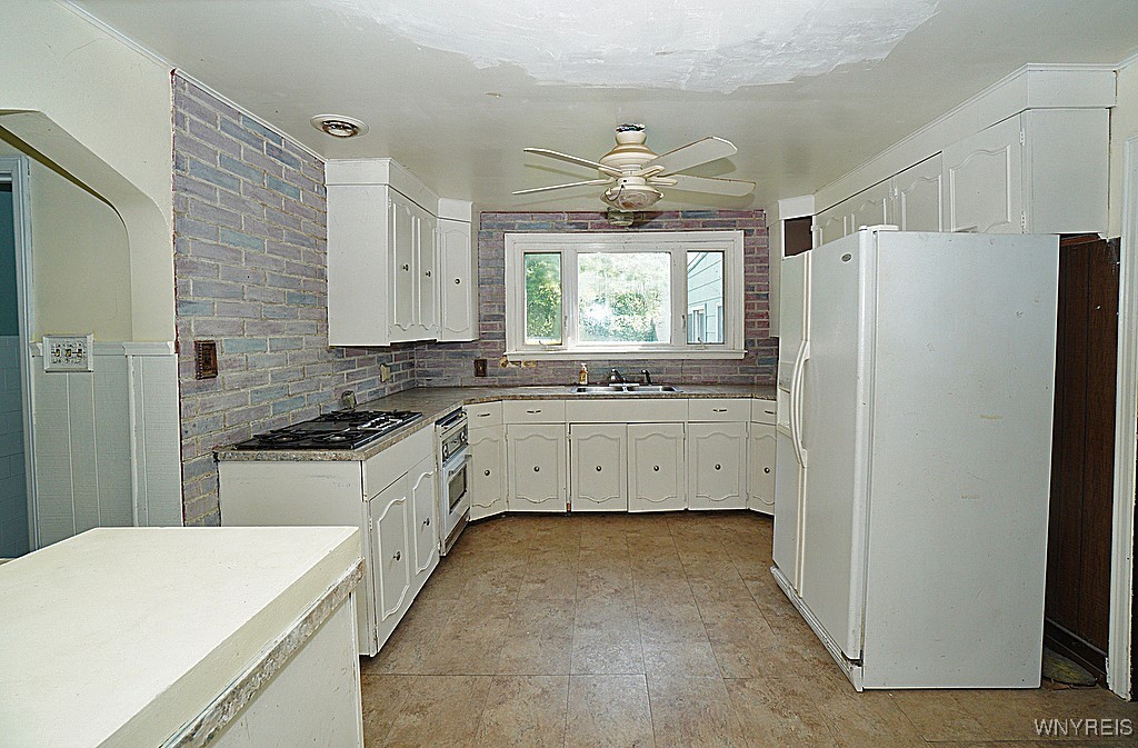 2927 South Avenue, Niagara Falls, New York image 10